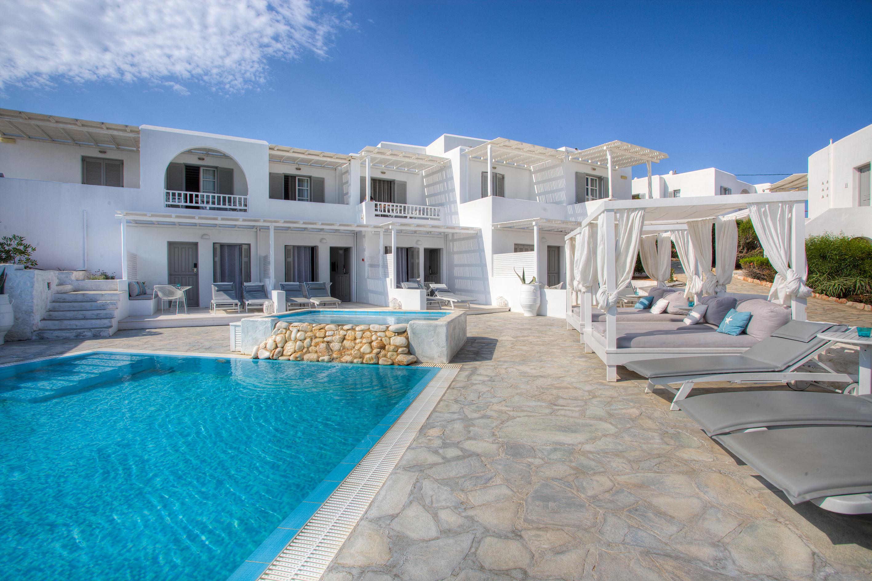 Andronis Minois Hotel Parasporos Exterior photo